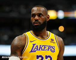 以巴塞罗那 以巴塞罗那